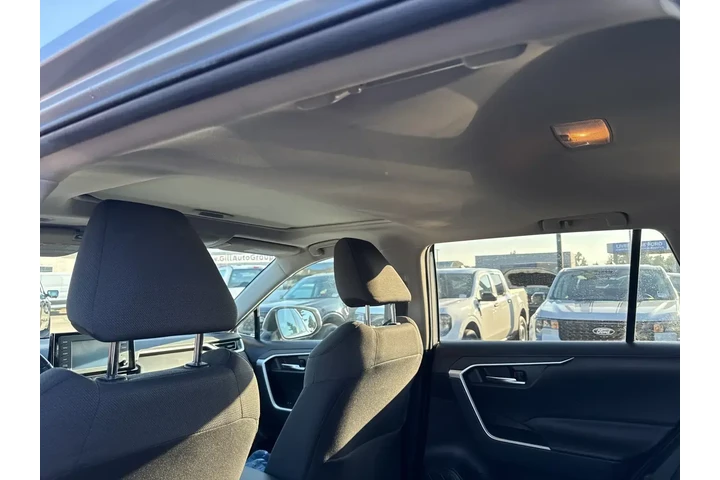 $19999 : Toyota RAV4 Hybrid 2019 AWD image 8