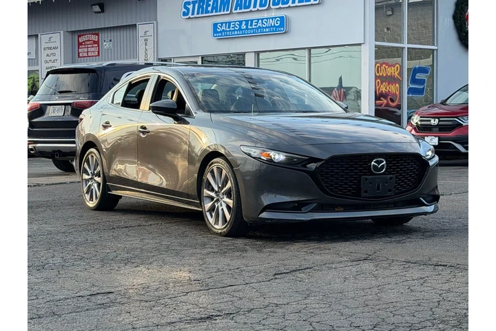 $17495 : Mazda Mazda3 Sedan 2021 AWD image 1