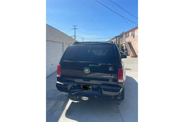 $4900 : 2003 Cadillac Escalade image 3