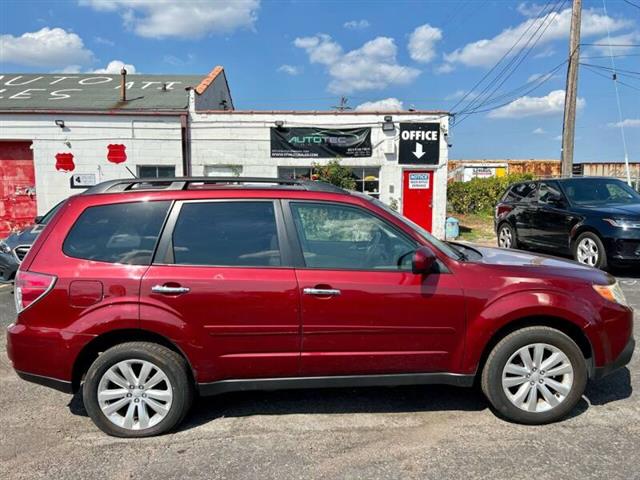 $10500 : 2012 Forester 2.5X Limited image 5