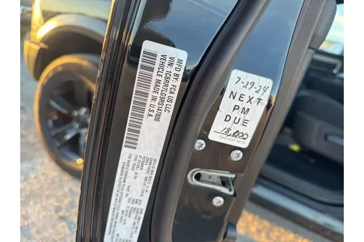 $29700 : Ram 1500 Classic 2024 4x4 SL image 8