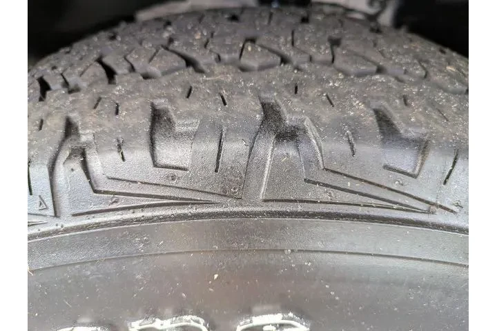 $21985 : Jeep Cherokee 2022 4x4 X 4dr image 10