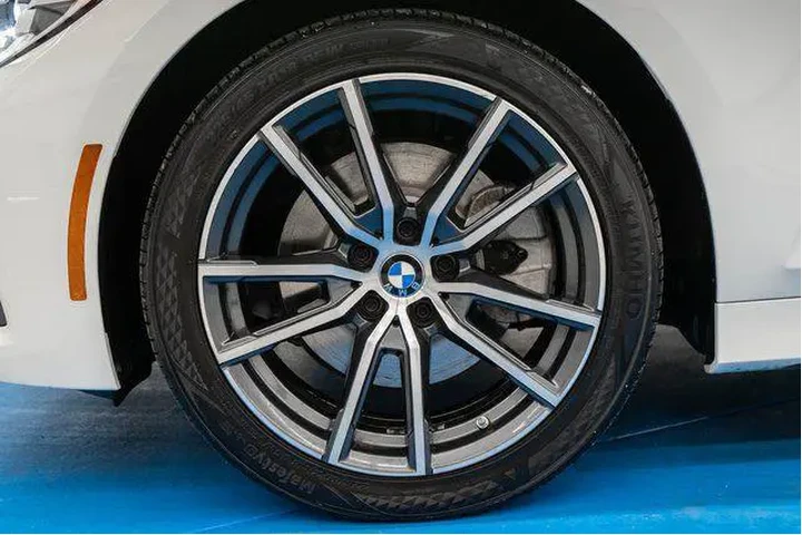 $25195 : BMW 3 Series 2020 AWD 330i x image 2