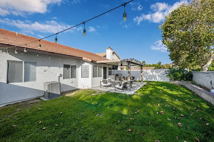 $1450 : Fontana Renta- Available image 8