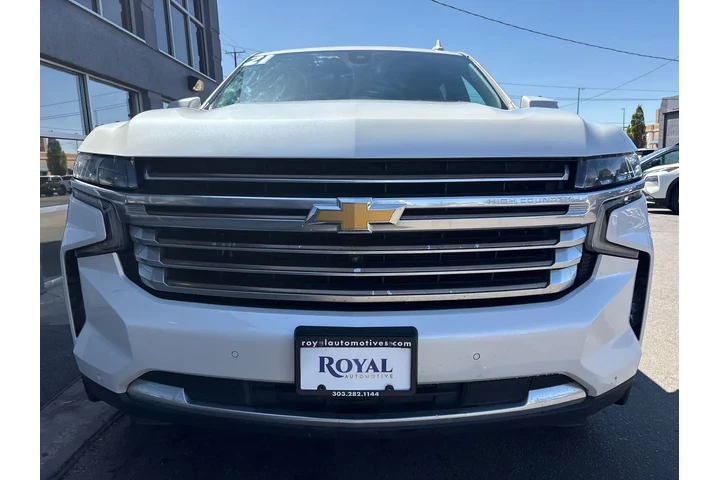 $47995 : 2021 Suburban 4WD High Country image 10