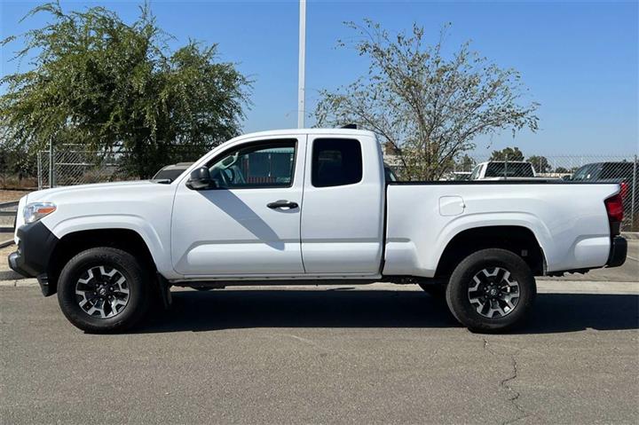 $23998 : Tacoma SR image 9