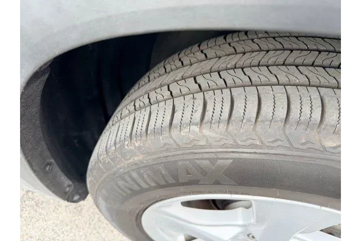 $28227 : Toyota Highlander Hybrid 202 image 4