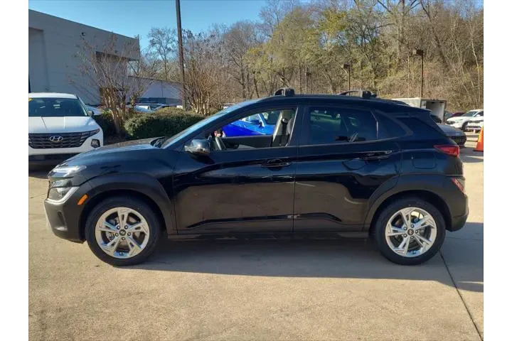 $19698 : Hyundai KONA 2023 SEL 4dr Cr image 3