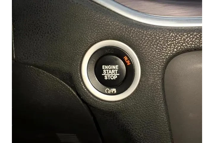 $18987 : Dodge Charger 2017 AWD SXT 4 image 9