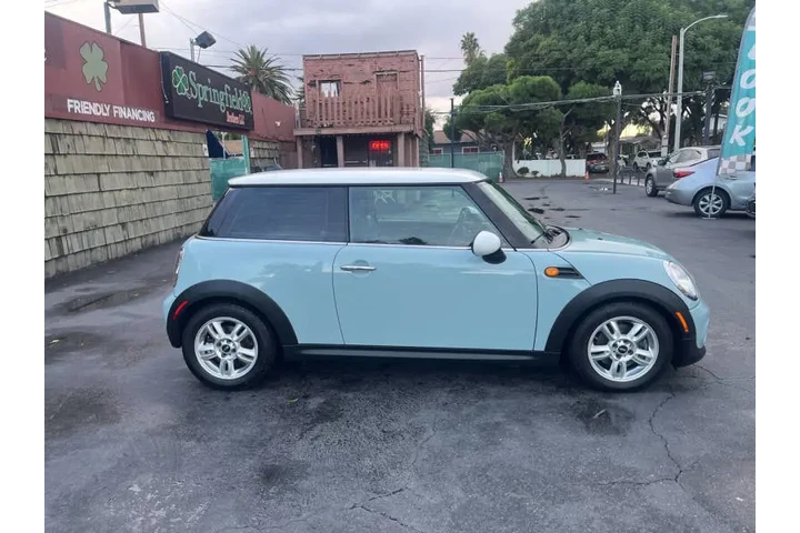 $7995 : 2013 MINI Hardtop Cooper image 5