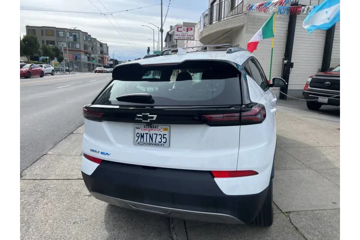 $17995 : 2023 Bolt EUV LT image 4