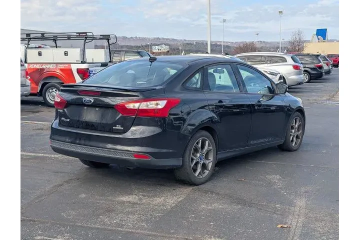 $7425 : Ford Focus 2013 SE 4dr Sedan image 3