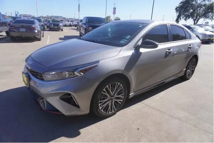 $24888 : Kia Forte 2023 GT-Line 4dr S image 1