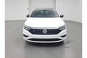 $15998 : Volkswagen Jetta 2019 R-Line thumbnail