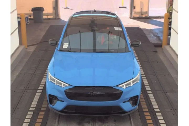 $32299 : Ford Mustang Mach-E 2023 AWD image 3