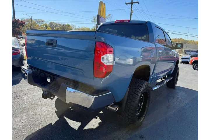$27995 : 2019 Tundra Limited image 9