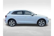 $33263 : Audi Q5 2022 AWD quattro S l thumbnail
