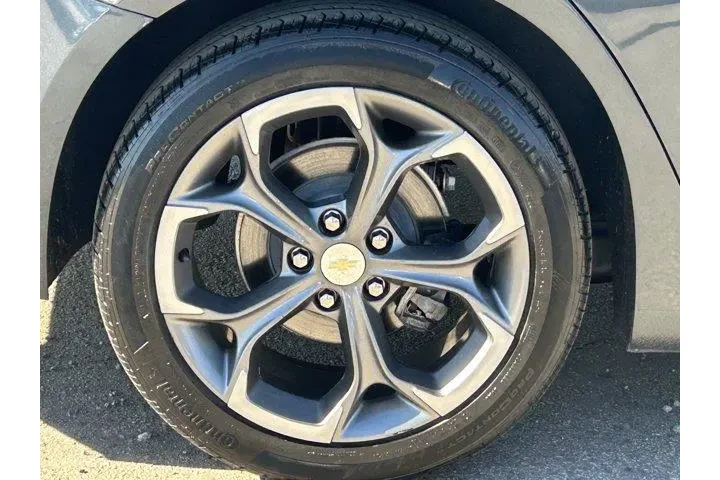 $12742 : Chevrolet Malibu 2020 LT 4dr image 7