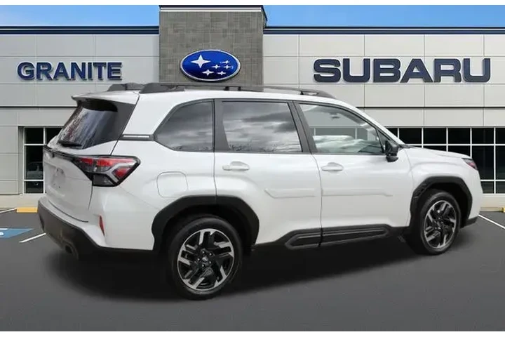 $34390 : Subaru Forester 2025 AWD Lim image 9