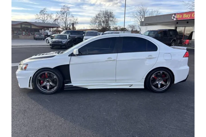 2012 Lancer Evolution GSR image 7