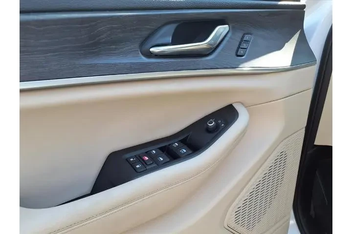 $37500 : Jeep Grand Cherokee 2024 4x2 image 7