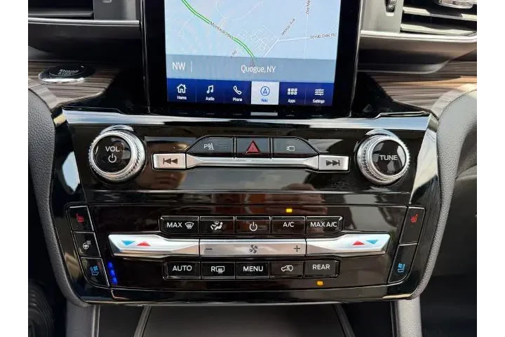 $38700 : Ford Explorer 2023 AWD Limit image 9