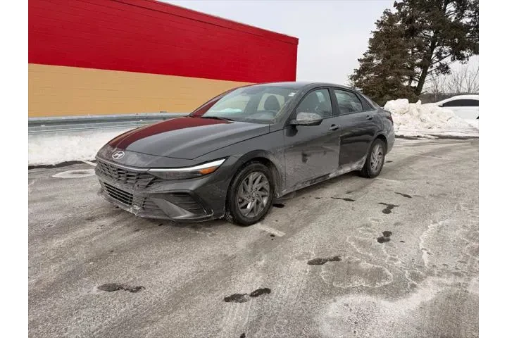 $17500 : Hyundai ELANTRA 2024 SEL 4dr image 8