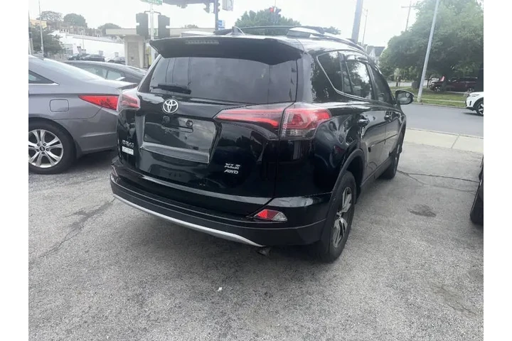 $17995 : 2016 RAV4 XLE image 5