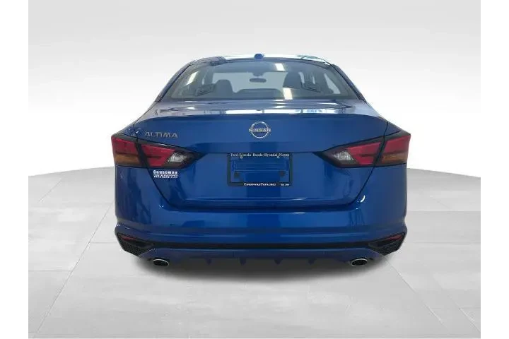 $27500 : Nissan Altima 2025 2.5 SV 4d image 6