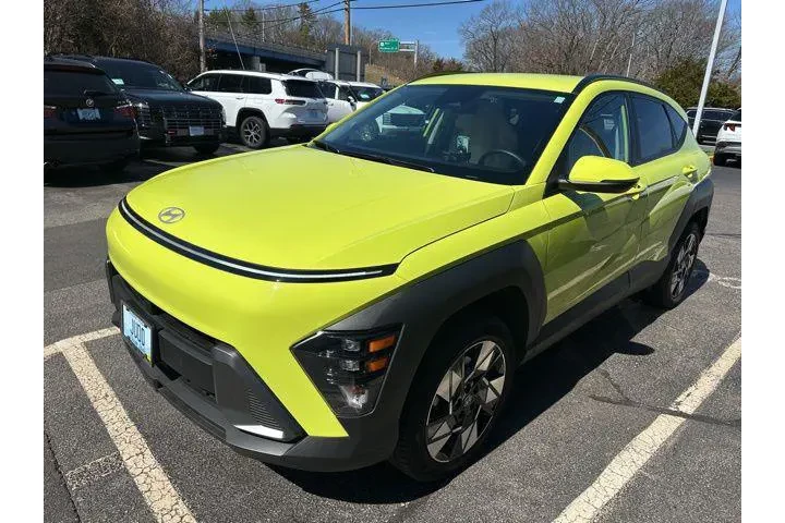 $23999 : Hyundai KONA 2024 AWD SEL 4d image 3