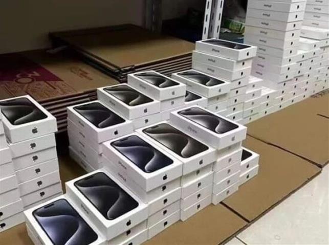 $1100 : Apple iPhone 15 Pro Max 1TB,Sa image 2