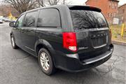 $12495 : 2019 Grand Caravan SE thumbnail