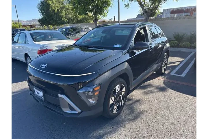 $20995 : Hyundai KONA 2024 SEL 4dr Cr image 1
