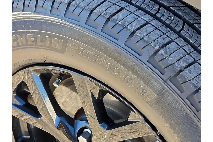 $33995 : Jeep Grand Cherokee L 2024 4 image 9