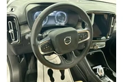 $28411 : Volvo XC40 2022 AWD T5 Inscr thumbnail