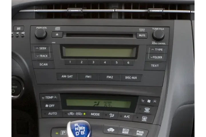 $6990 : 2011 Prius Two image 7