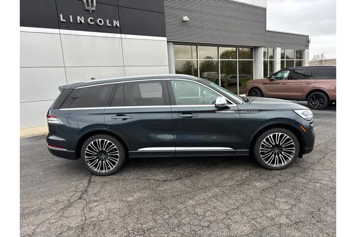 $25985 : Lincoln Aviator 2020 AWD Bla image 8