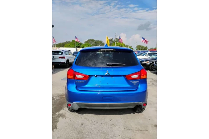 $7350 : 2017 Outlander Sport 2.4 SE image 9