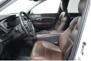 $22985 : Volvo XC90 2020 AWD T6 Momen thumbnail