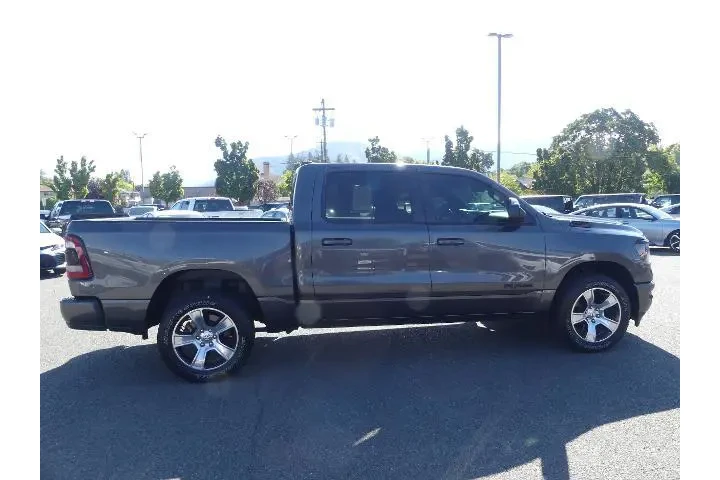 $35880 : Ram 1500 2021 4x4 Big Horn 4 image 6