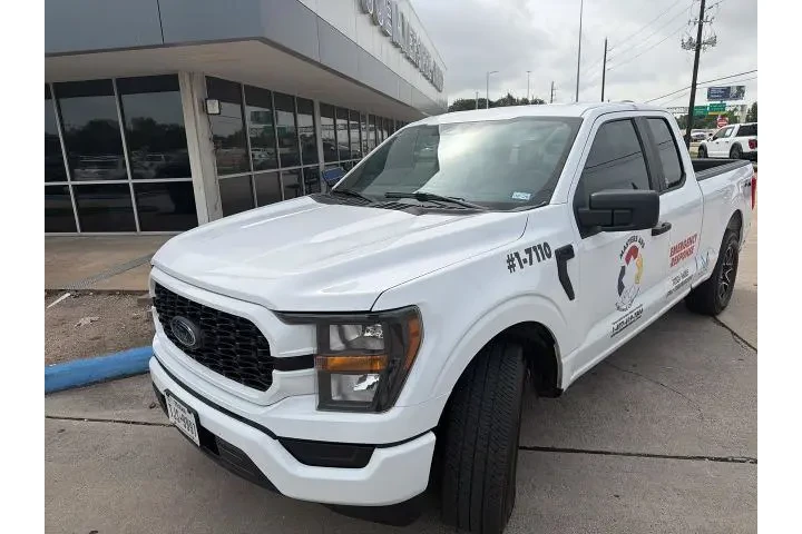 $26721 : Ford F-150 2023 4x2 XL 4dr S image 4