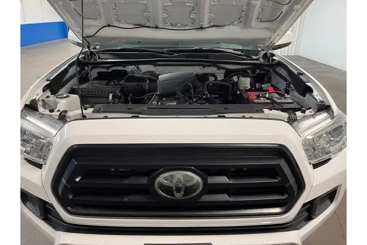 $23990 : Toyota Tacoma 2020 image 9