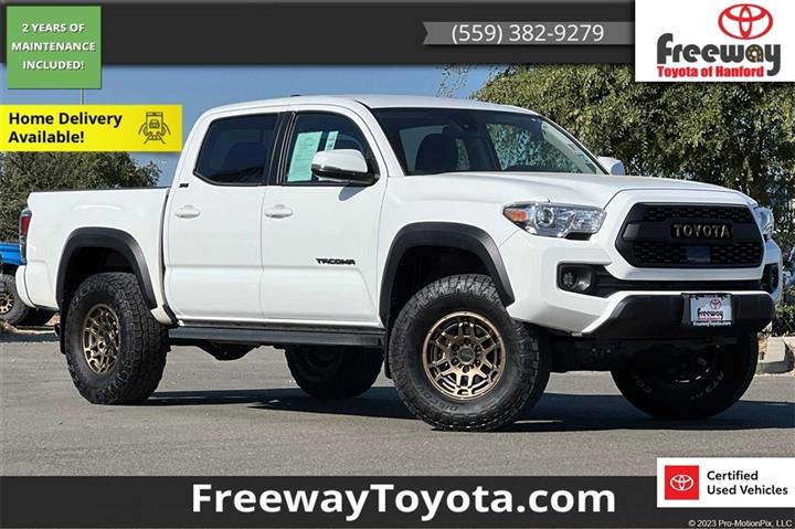 $39850 : Tacoma Trail Edition image 1