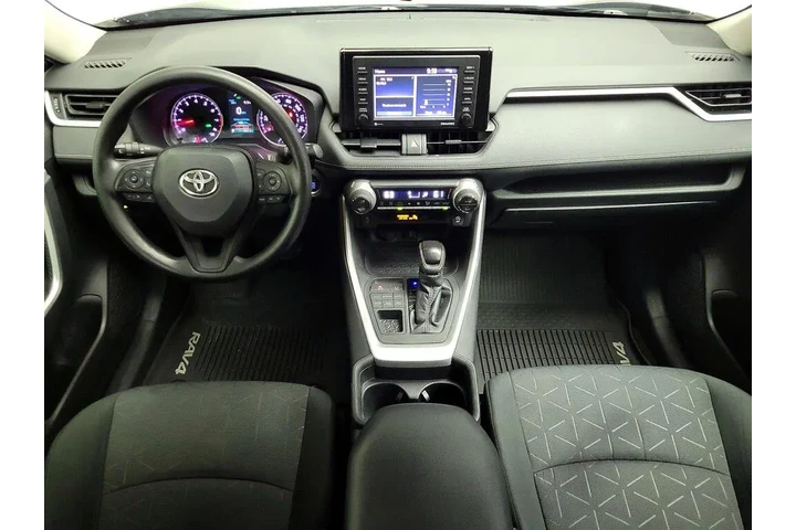 $20998 : Toyota RAV4 2021 AWD XLE 4dr image 1