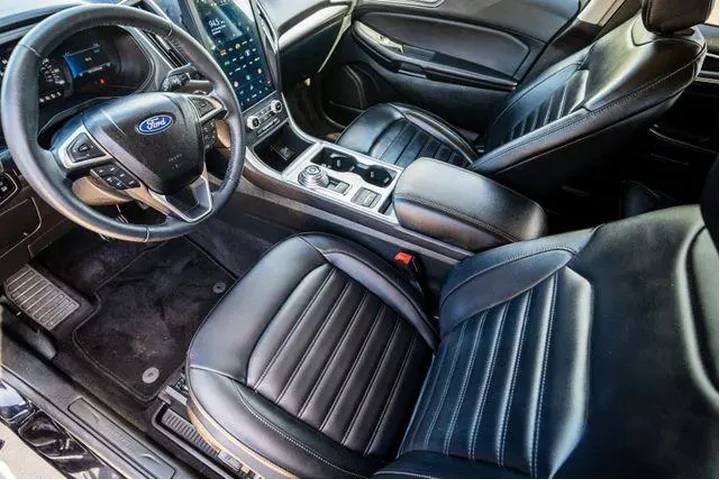 $10156 : Ford Edge 2015 SEL 4dr Cross image 5