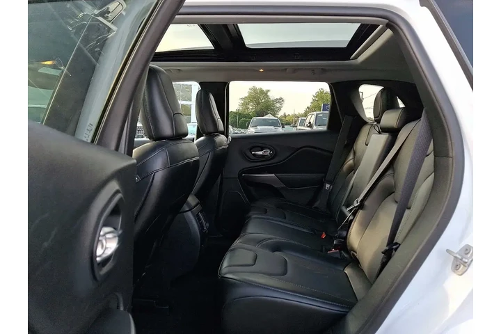 $22688 : Jeep Cherokee 2022 4x4 Limit image 10