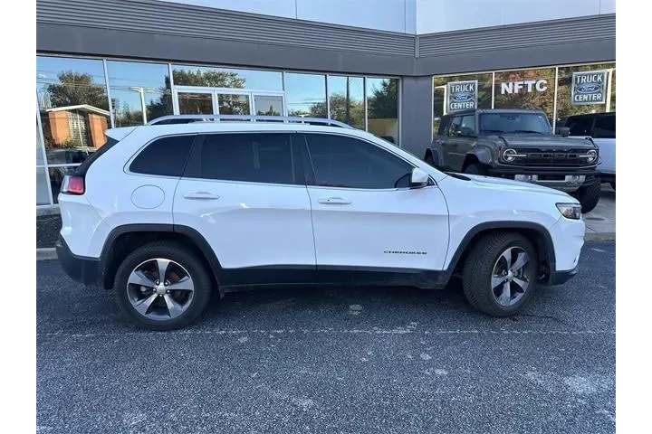 $9000 : Jeep Cherokee 2019 Limited 4 image 9