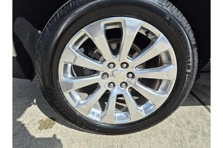 $39982 : Chevrolet Tahoe 2021 4x2 Pre image 10