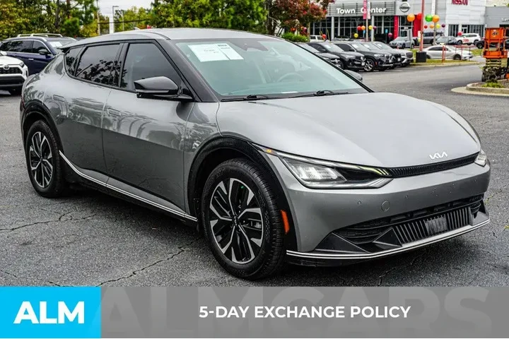 $14960 : Kia EV6 2023 Wind 4dr Crosso image 4