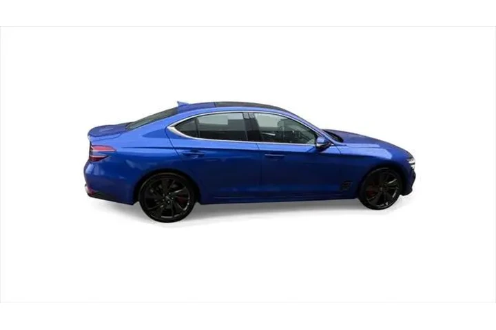 $37844 : Genesis G70 2023 3.3T Standa image 9